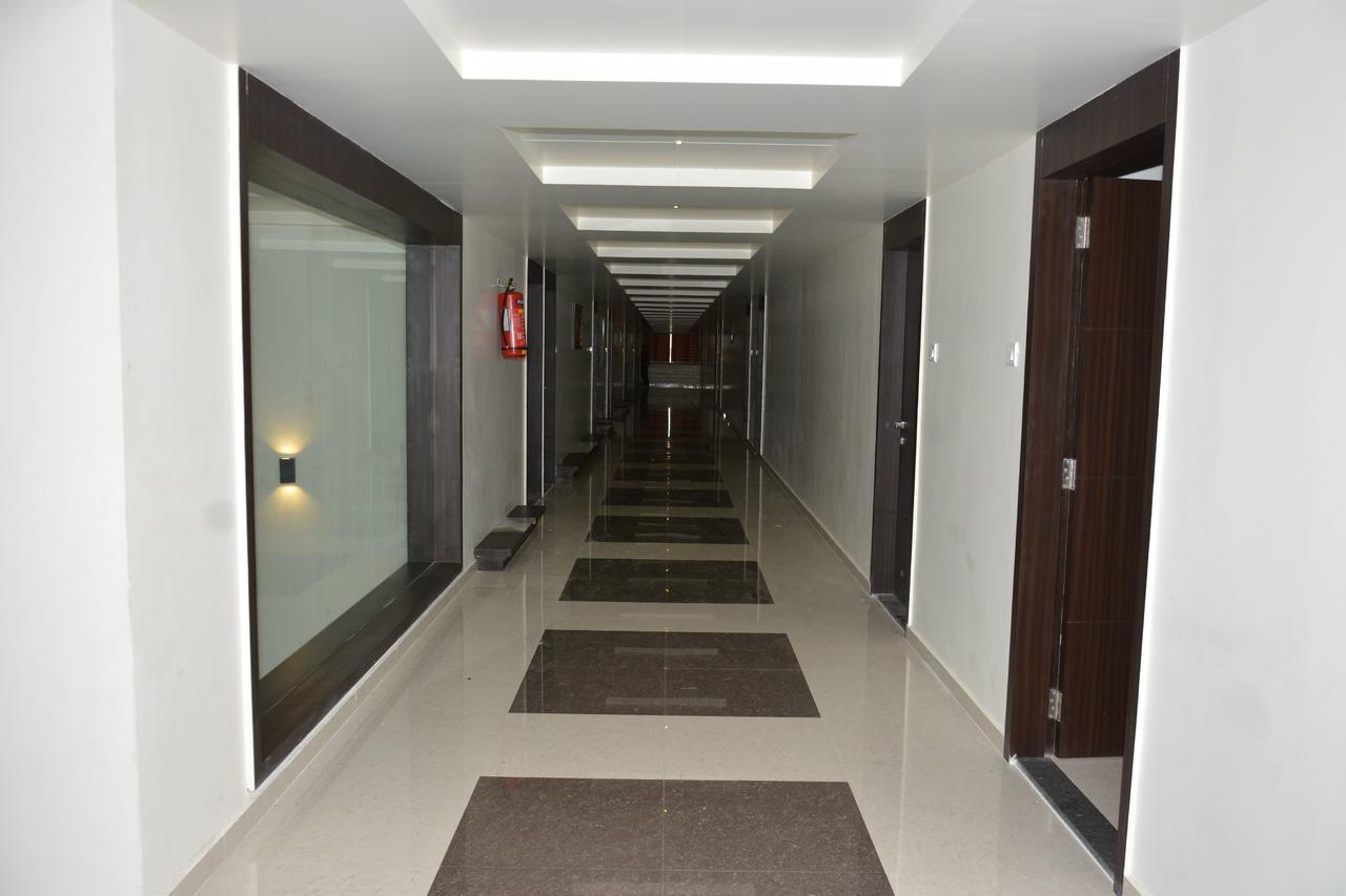 Hotel Darshan Rajula Ngoại thất bức ảnh